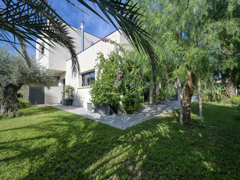 Maison Castelnau-le-Lez - 4 chambres - 340m²