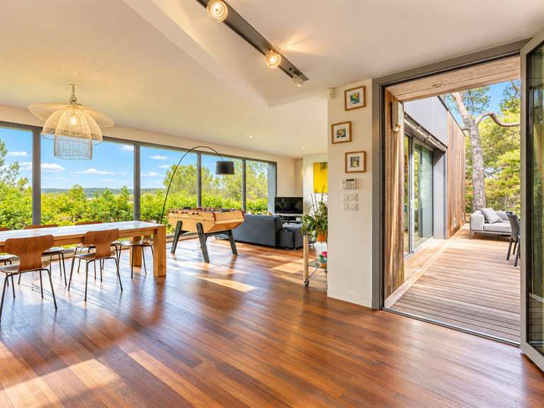 Maison Castelnau-le-Lez - 6 chambres - 248m²