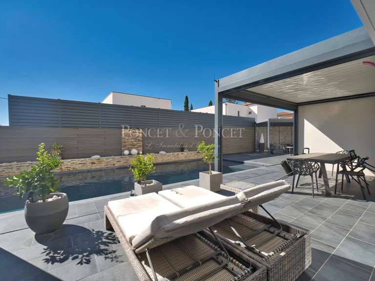 Maison Castelnau-le-Lez - 4 chambres - 220m²