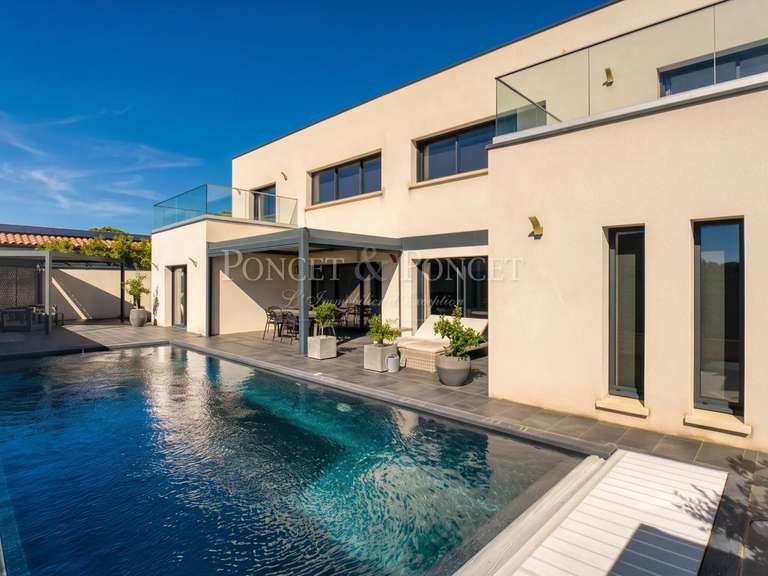 Maison Castelnau-le-Lez - 4 chambres - 220m²