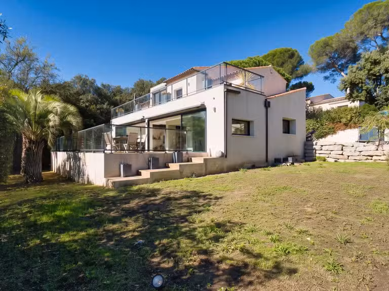 Maison Castelnau-le-Lez - 4 chambres - 245m²