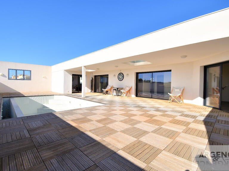 Villa Castelnau-le-Lez - 3 chambres - 216m²
