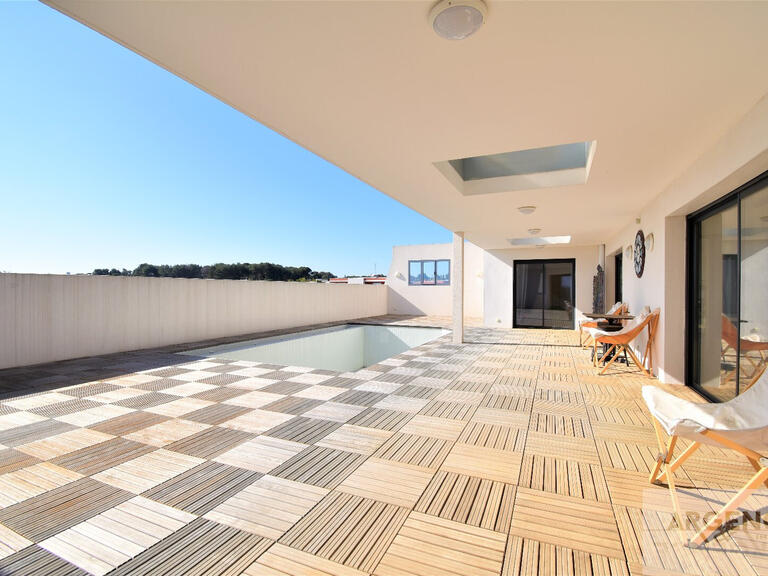 Villa Castelnau-le-Lez - 3 chambres - 216m²