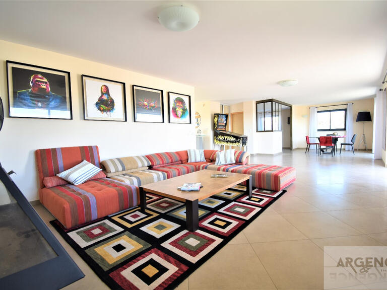 Villa Castelnau-le-Lez - 3 chambres - 216m²