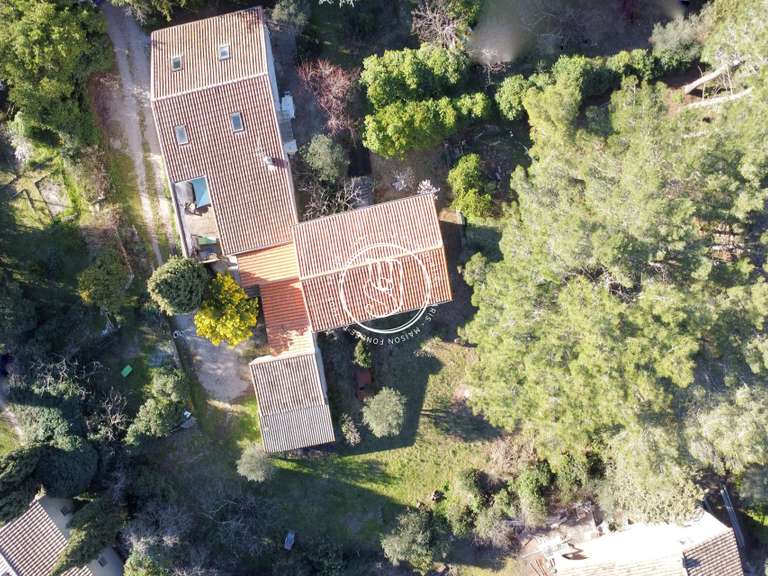 Villa Castelnau-le-Lez - 7 chambres - 214m²