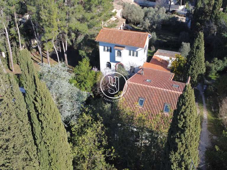 Villa Castelnau-le-Lez - 7 chambres - 214m²
