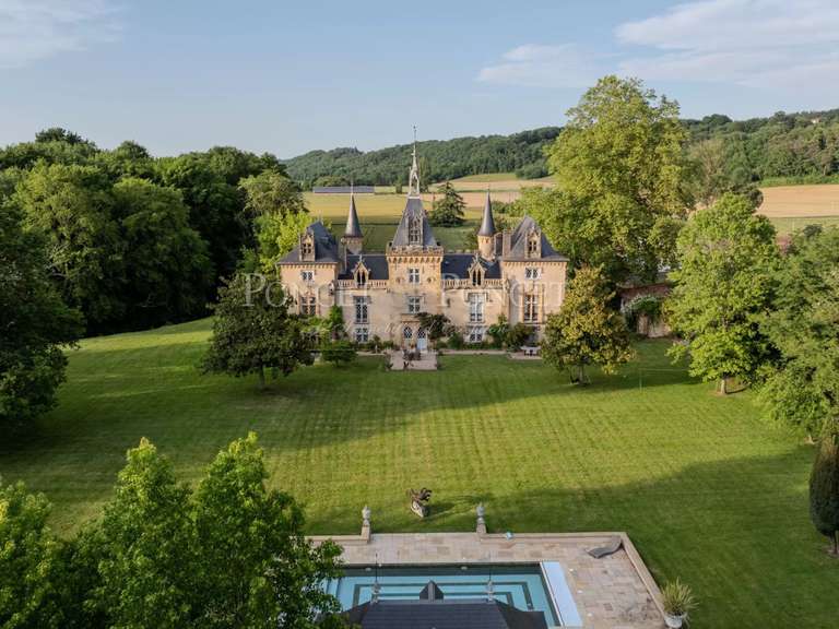 Château Castelnau-Magnoac - 10 chambres - 750m²