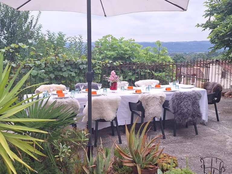 Maison Castelnau-Magnoac - 2 chambres - 238m²