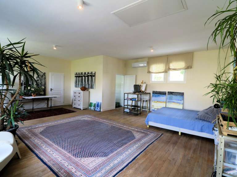 Maison Castelnau-Magnoac - 2 chambres - 238m²
