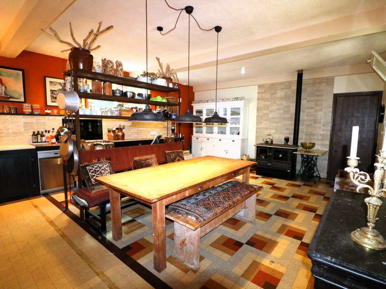 Maison Castelnau-Magnoac - 2 chambres - 238m²