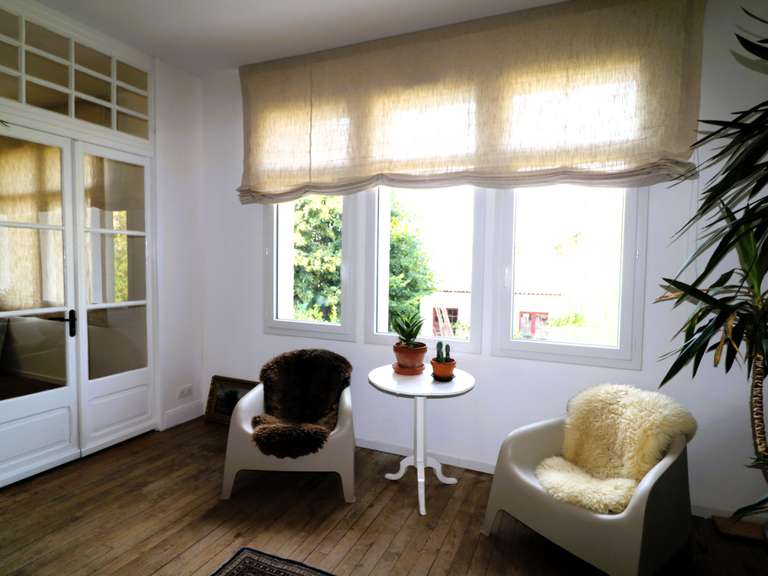 Maison Castelnau-Magnoac - 2 chambres - 238m²