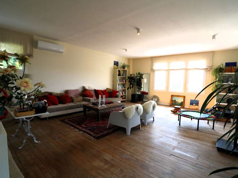 Maison Castelnau-Magnoac - 2 chambres - 238m²