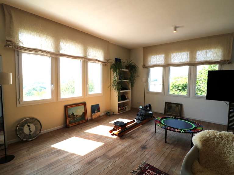 Maison Castelnau-Magnoac - 2 chambres - 238m²