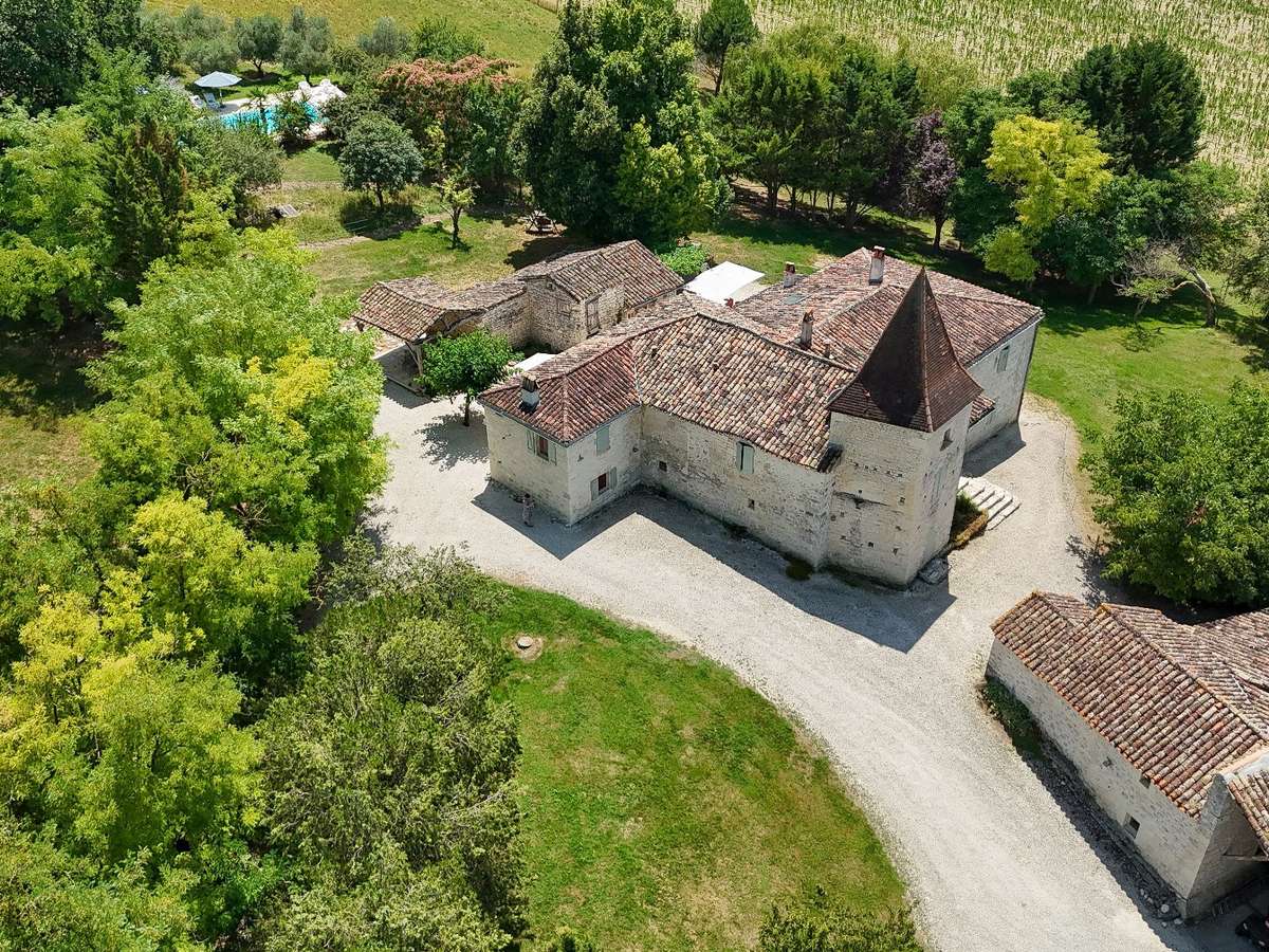 Bien atypique Castelnau-Montratier