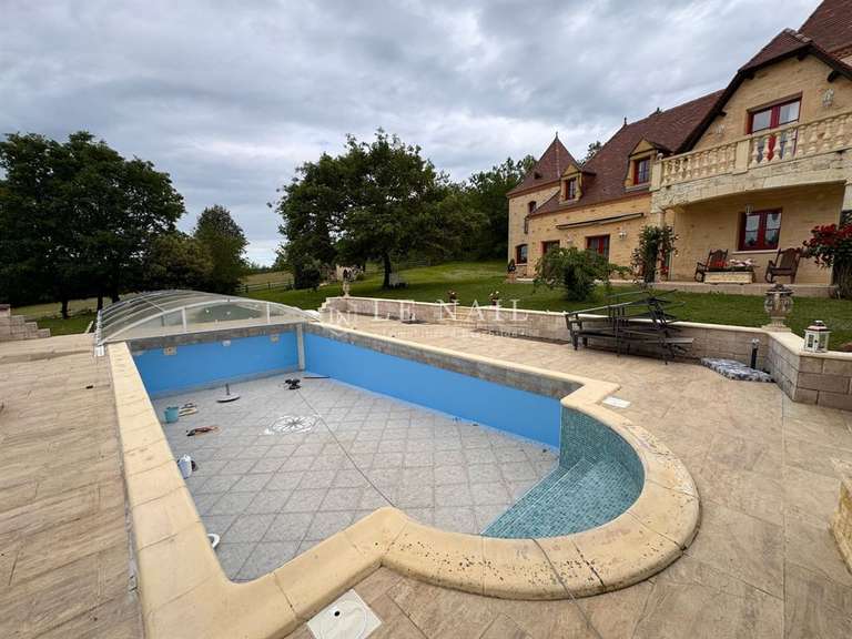 Maison Castelnaud-la-Chapelle - 5 chambres - 290m²