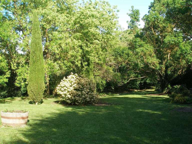 Bien atypique Castelnaudary - 12 chambres - 567m²