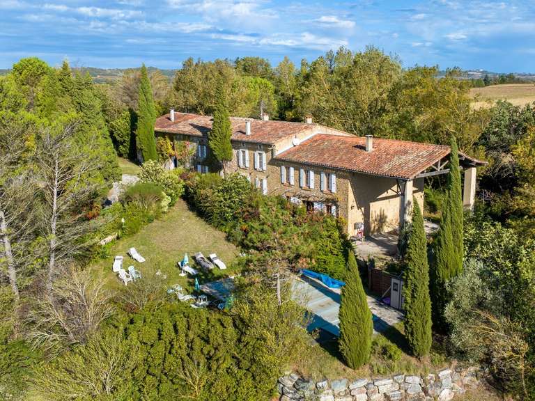 Bien atypique Castelnaudary - 12 chambres - 567m²