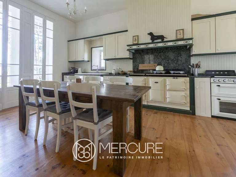 Castle Castelnaudary - 7 bedrooms - 340m²