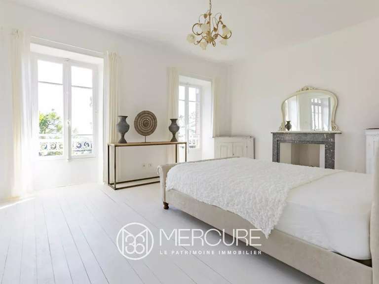 Castle Castelnaudary - 7 bedrooms - 340m²