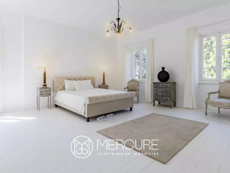 Castle Castelnaudary - 7 bedrooms - 340m²