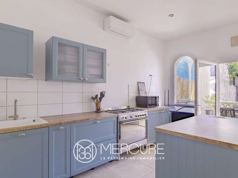 House Castelnaudary - 2 bedrooms - 360m²