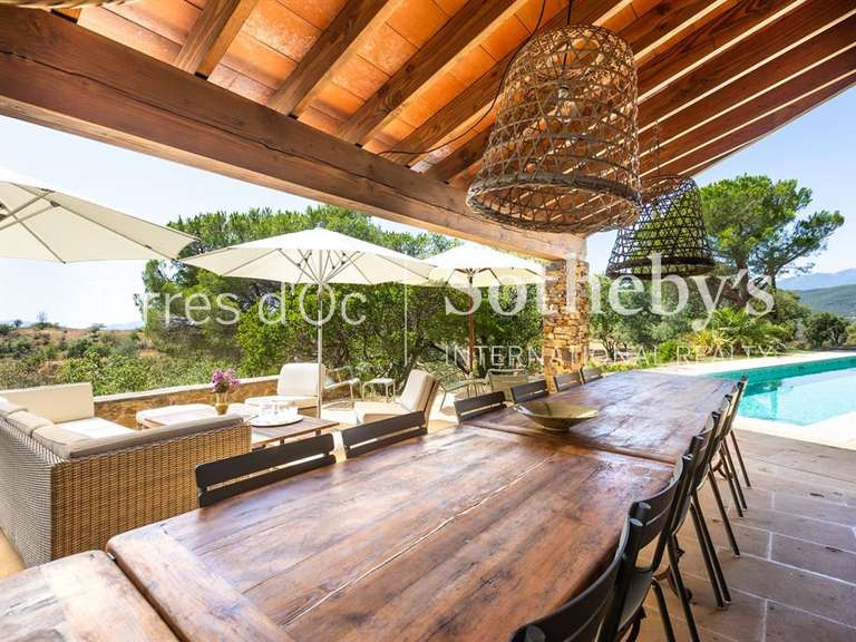 Maison Castelnou - 6 chambres - 340m²