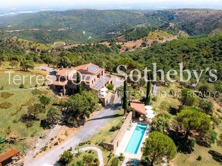 Maison Castelnou - 6 chambres - 340m²