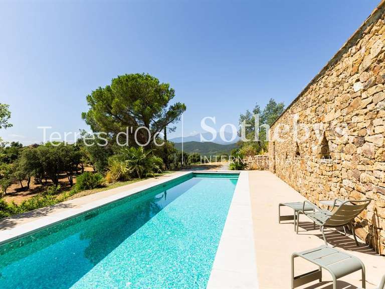 House Castelnou - 6 bedrooms - 340m²