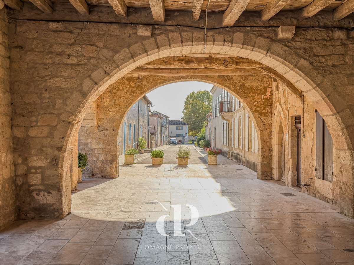 Maison Castelsagrat