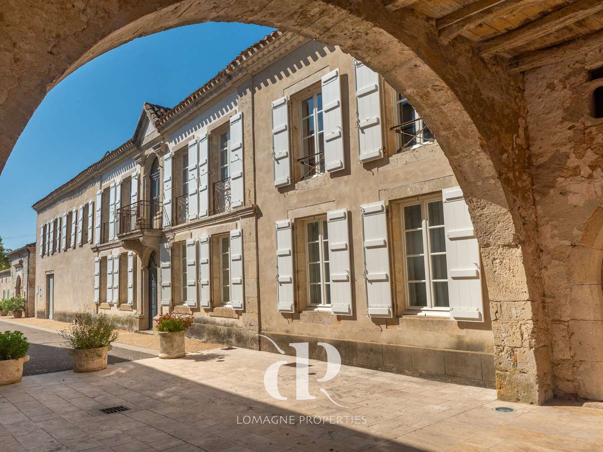Maison Castelsagrat