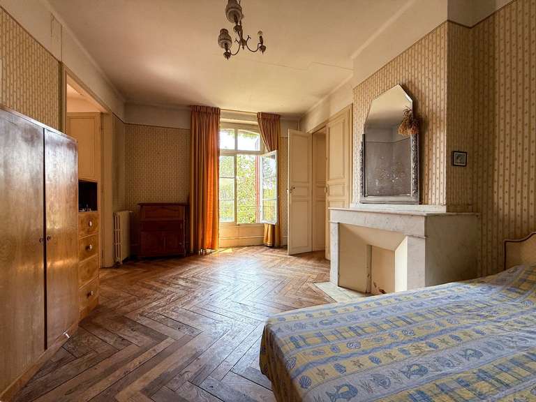 Château Castelsarrasin - 8 chambres - 400m²