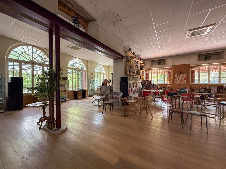 Château Castelsarrasin - 8 chambres - 400m²