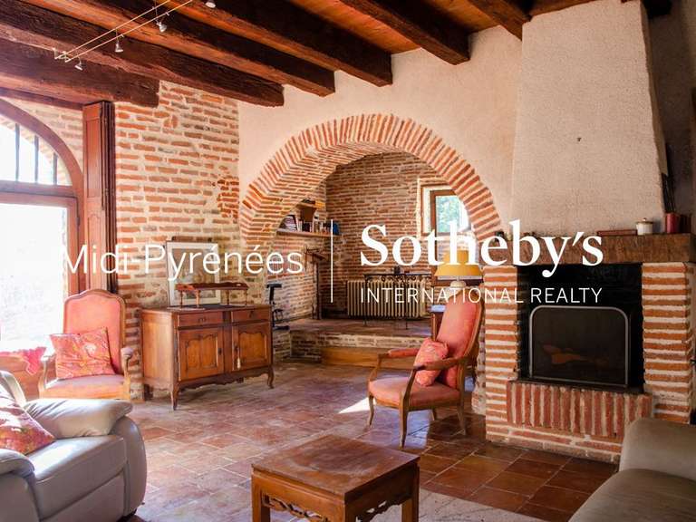 Maison Castelsarrasin - 9 chambres - 310m²