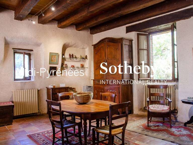 Maison Castelsarrasin - 9 chambres - 310m²