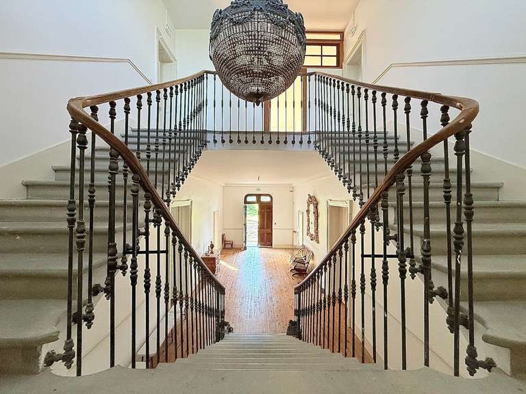 Manor Castelsarrasin - 5 bedrooms - 448m²