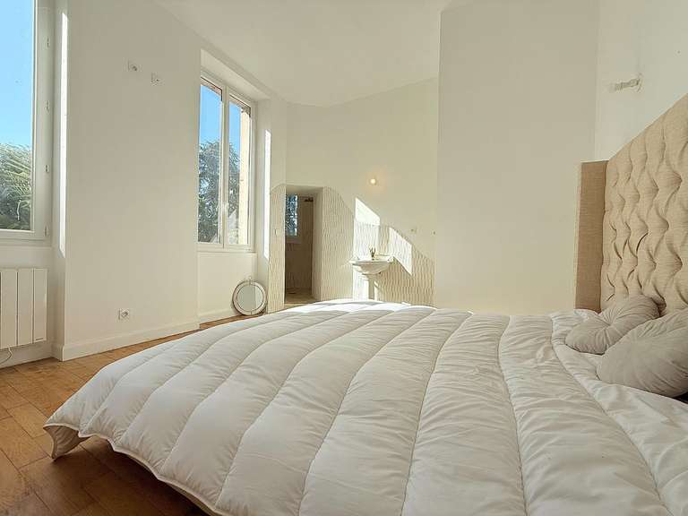 Manor Castelsarrasin - 5 bedrooms - 448m²