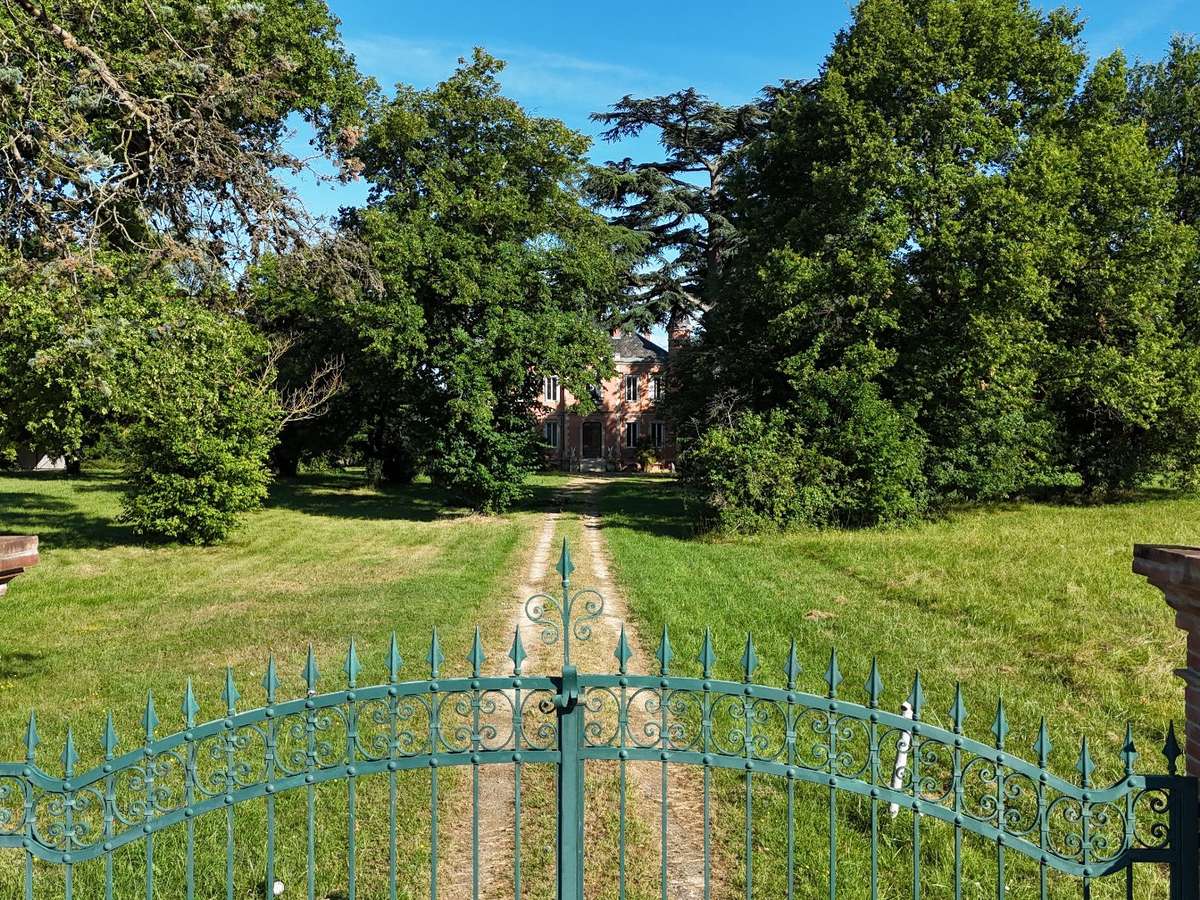 Manor Castelsarrasin