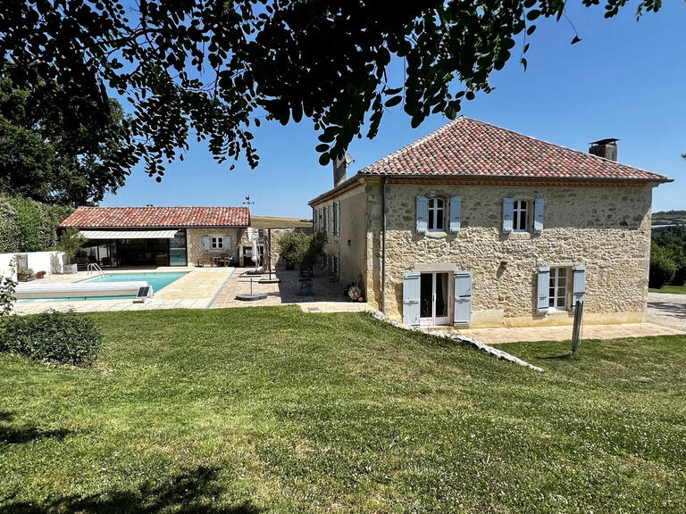 House Castéra-Verduzan - 4 bedrooms - 330m²
