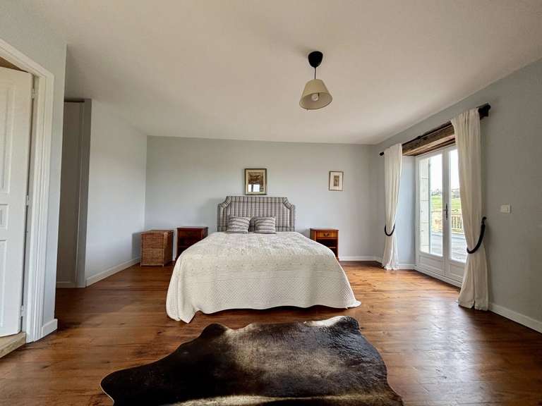 Maison Castéra-Verduzan - 4 chambres - 330m²