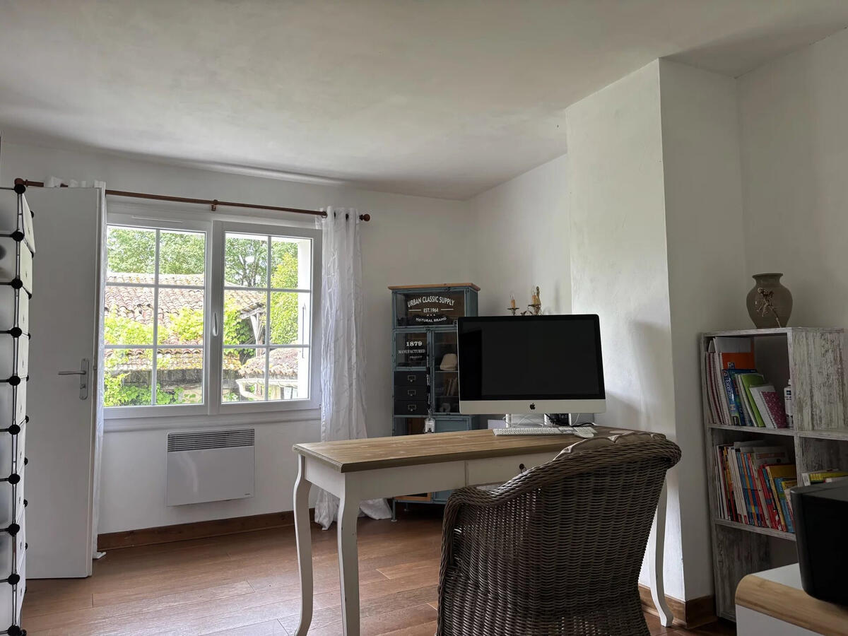 House Castillon-Debats