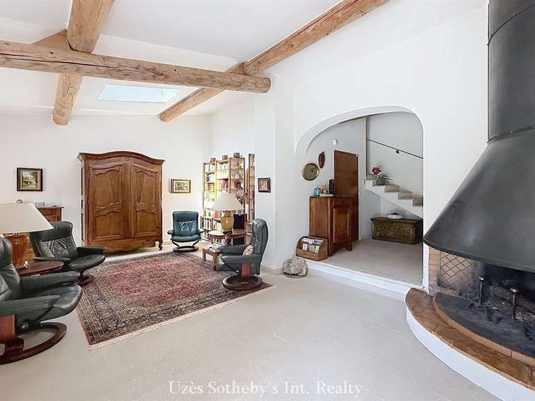 Maison Castillon-du-Gard - 4 chambres - 200m²