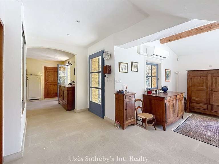 Maison Castillon-du-Gard - 4 chambres - 200m²