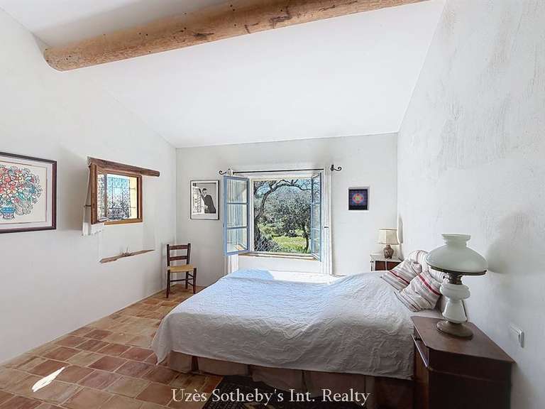 Maison Castillon-du-Gard - 4 chambres - 200m²