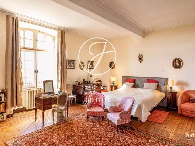 Castle Castillon-la-Bataille - 8 bedrooms - 1749m²