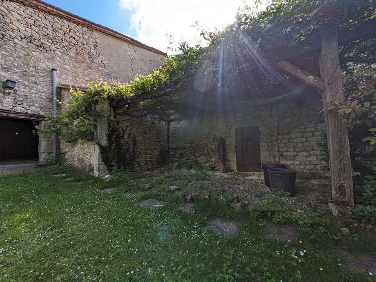 Maison Castillonnès - 5 chambres - 240m²