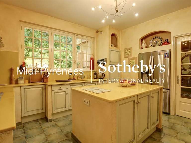 Maison Castres - 5 chambres - 355m²