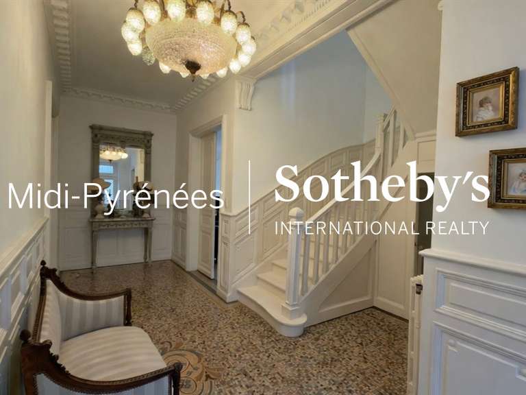 House Castres - 5 bedrooms - 385m²