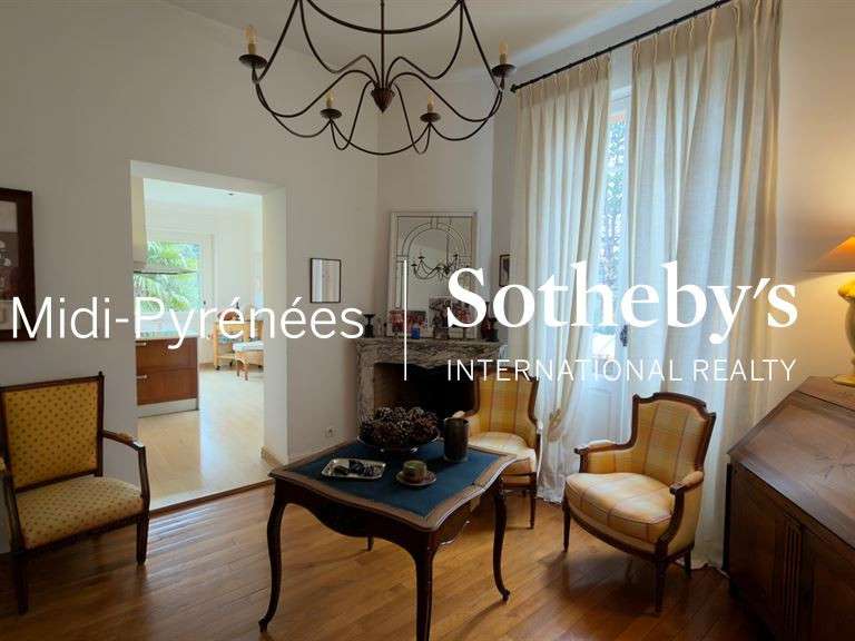 House Castres - 5 bedrooms - 385m²