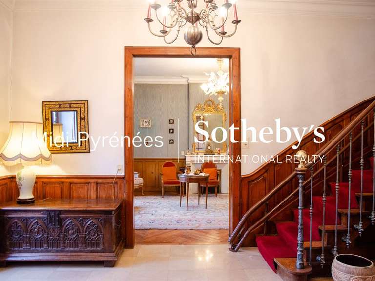 House Castres - 10 bedrooms - 500m²