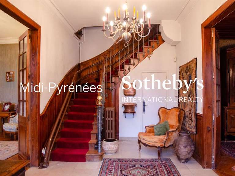 House Castres - 10 bedrooms - 500m²